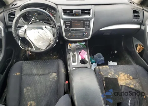 2016 Nissan Altima 2.5 z USA, uszkodzony, nr VIN 1N4AL3AP2GN358423